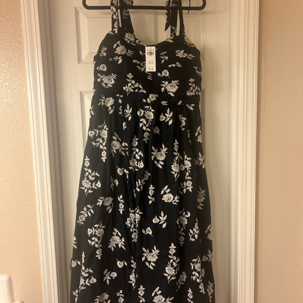 Black and White Floral Dress
